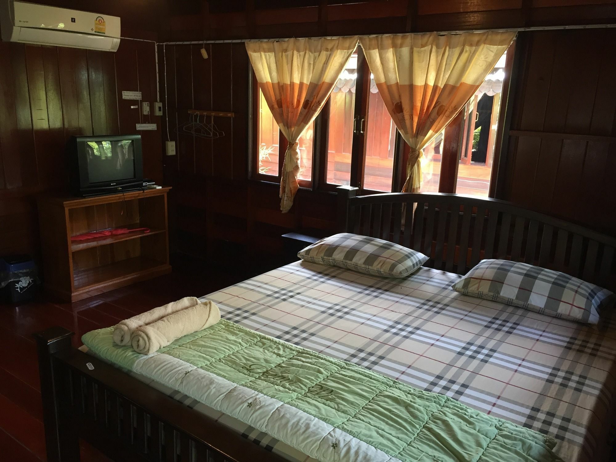 Baan Kong Homestay Phra Nakhon Si Ayutthaya Exteriör bild