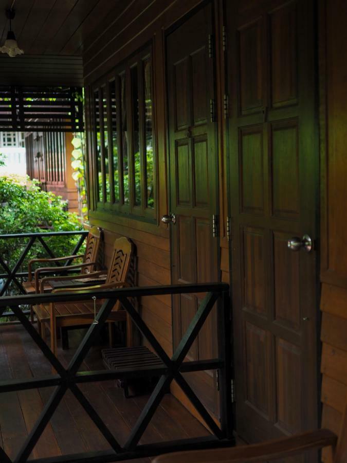 Baan Kong Homestay Phra Nakhon Si Ayutthaya Exteriör bild