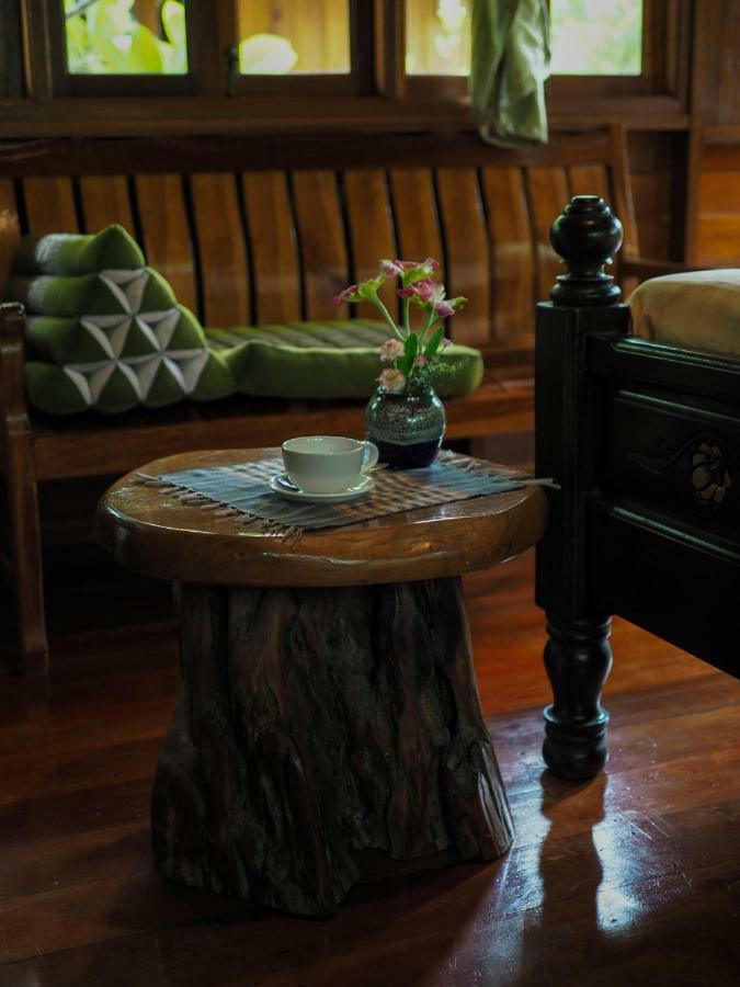 Baan Kong Homestay Phra Nakhon Si Ayutthaya Exteriör bild